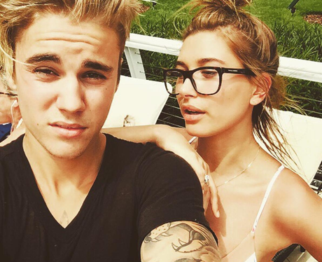 7781_hailey-baldwin-and-justin-bieber-18-14511780-view-0.png (302.24 Kb)