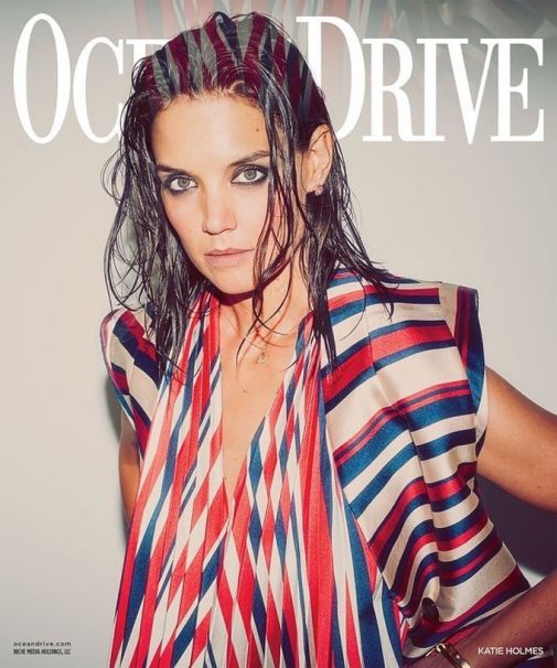 katie-holmes-ocean-drive-december-2015-cover-photoshoot01.jpg (63.03 Kb)