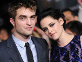 robert-pattinson-krivsten-stewart-1_blog.jpg