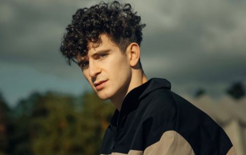 9383_ba.jpg (16.25 Kb)