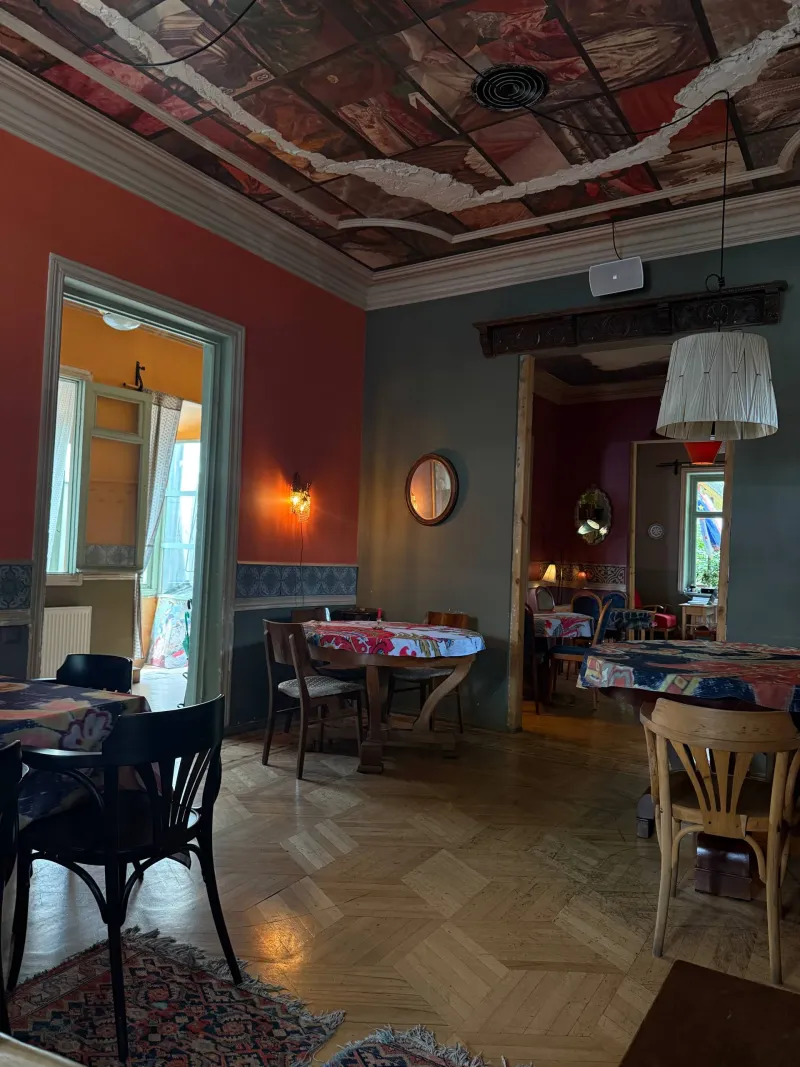 image_0ba53e12.webp (90.69 Kb)