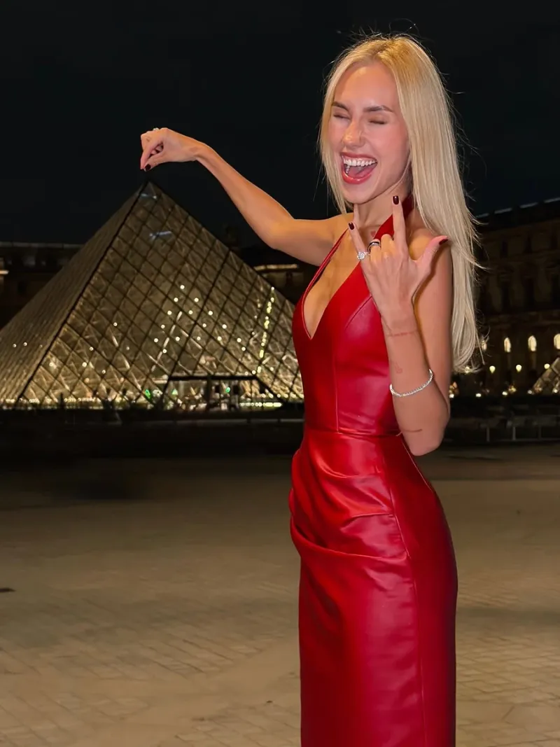 kvitkova3_9f10f32b.webp (46.45 Kb)