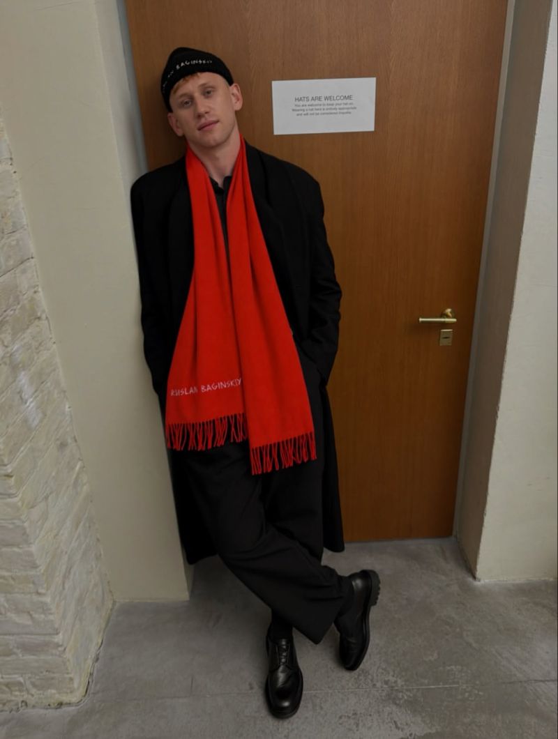 ruslan5_43be6fb8.jpg (64.93 Kb)